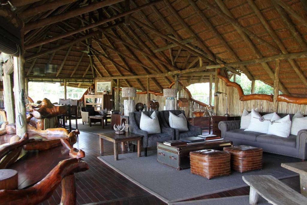 botswana-okavango-chitabe-safari-camp