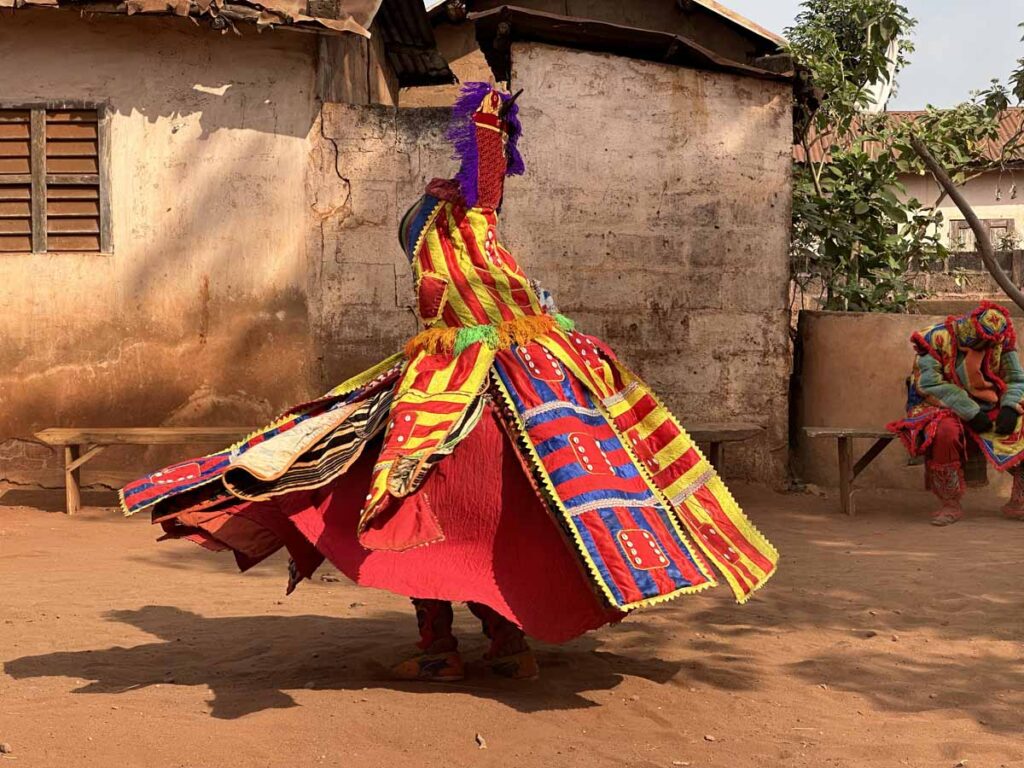 africa-benin-egungun-mask-dancers