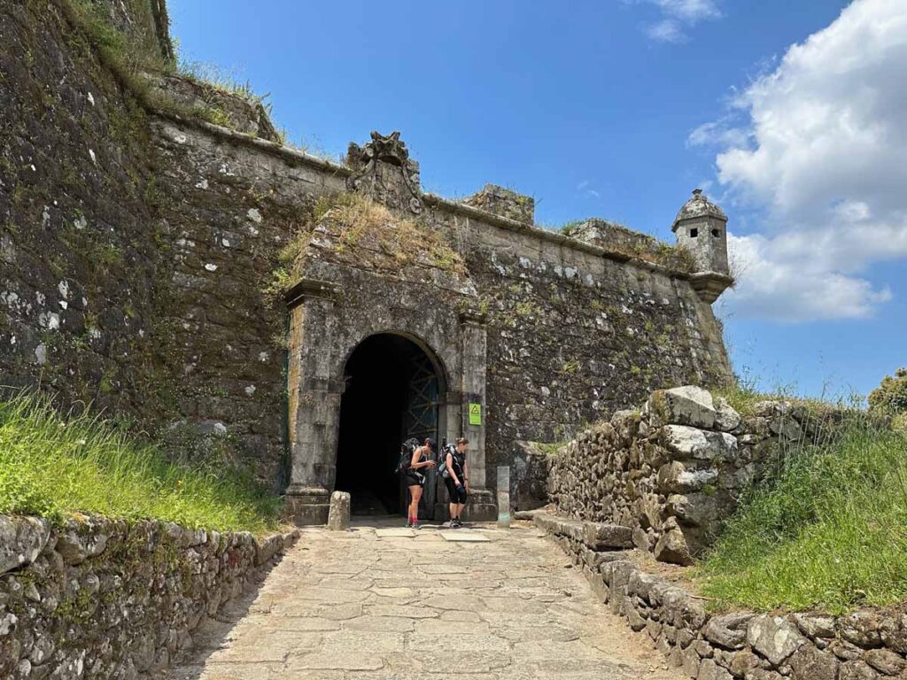 camino-de-santiago-portuguese