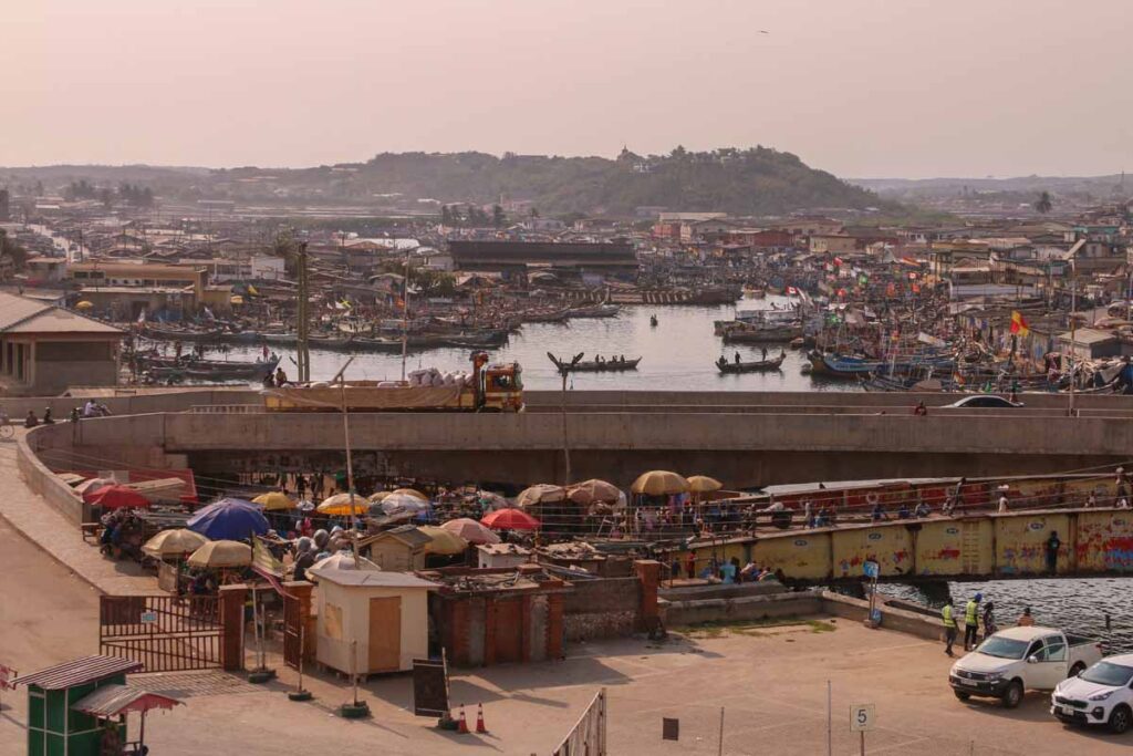 ghana-elmina-fishing-port