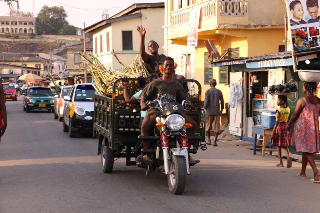 ghana-elmina-town-views