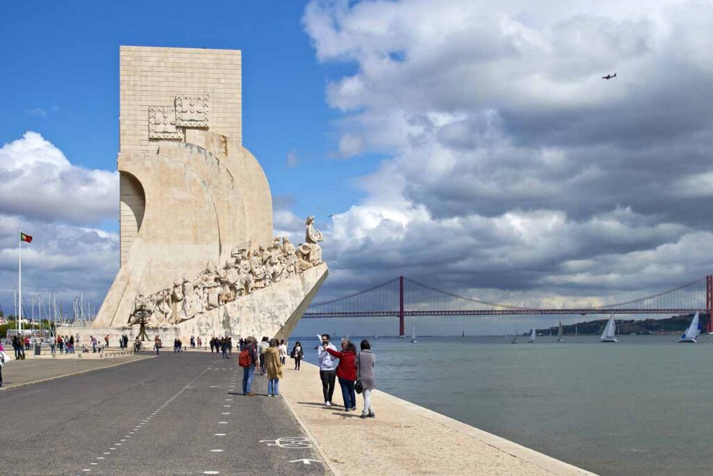 portugal-lisbon-belem-monument-to-discoveries