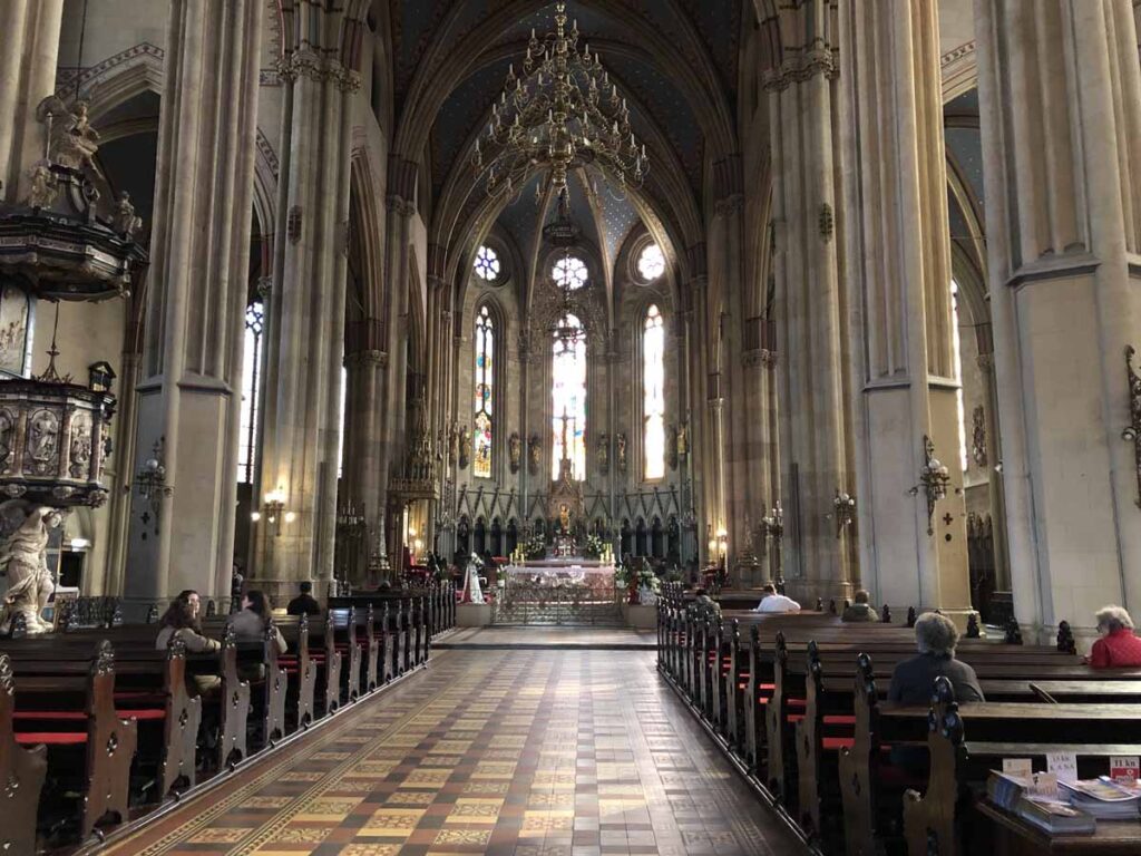 Croatia-Zagreb-cathedral