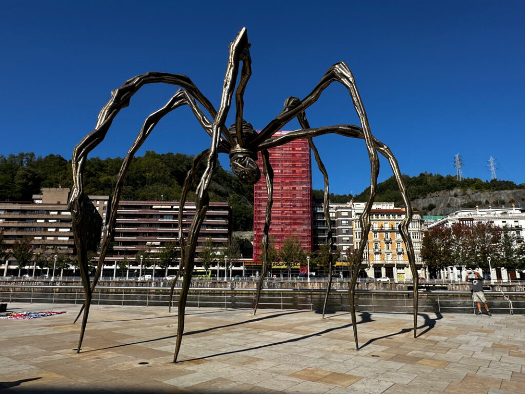 spain-bilbao-guggenheim-museum