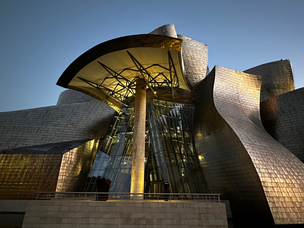 spain-bilbao-guggenheim-museum