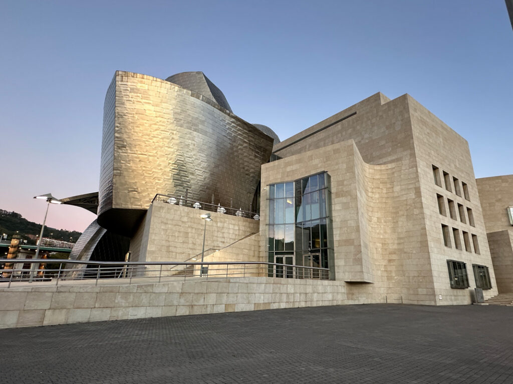 spain-bilbao-guggenheim-museum