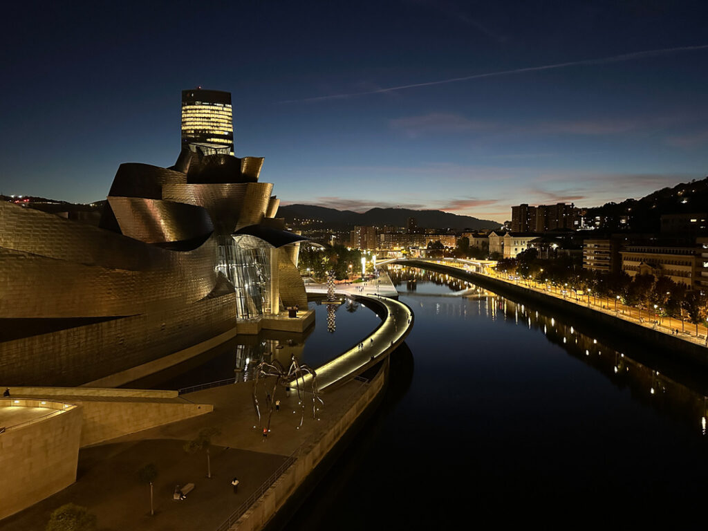 spain-bilbao-guggenheim-museum