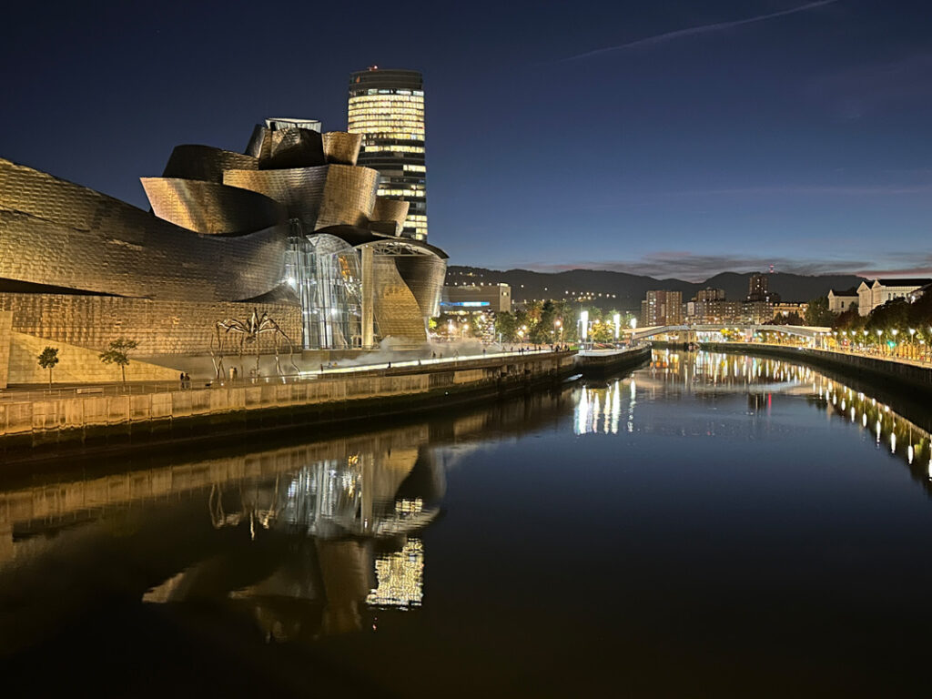 spain-bilbao-guggenheim-museum